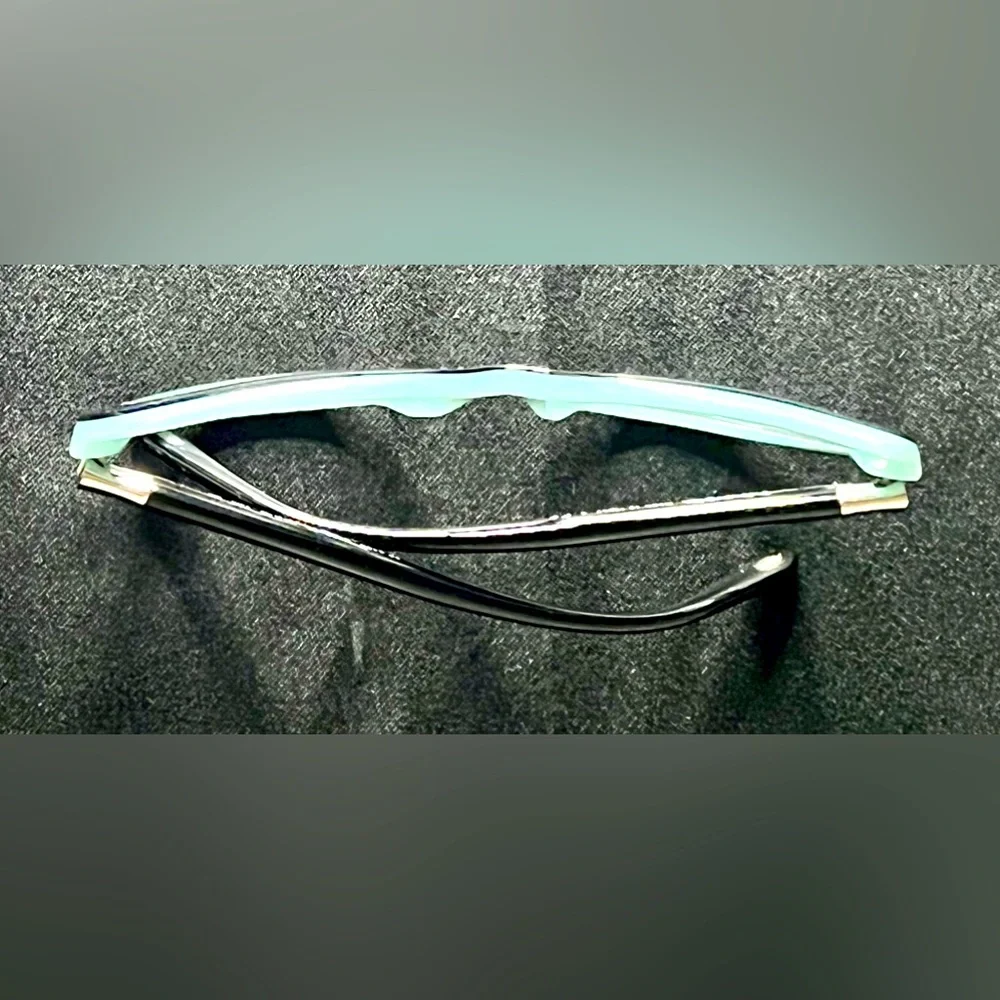 Tiffany & company black and Tiffany blue frames. Must get lenses removed profess - Picture 5 of 6